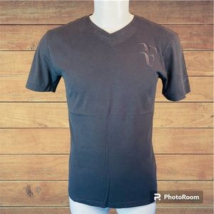 NIKE Roger Federer Swiss Tennis Player Men’s Gray Short Sleeve Tee T Shirt Sz M
